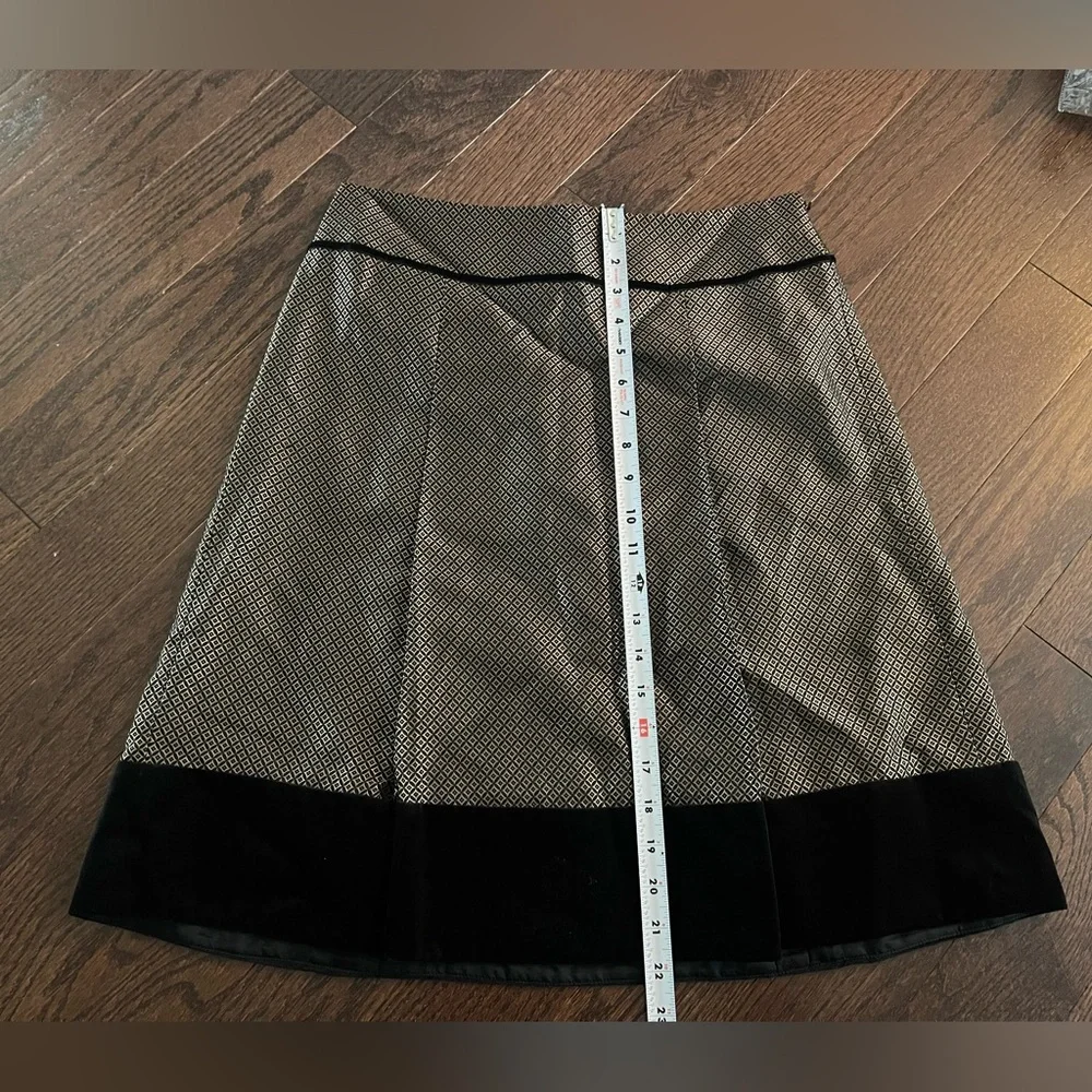 Ann Taylor Holiday Party Skirt Sz 6P Gold & Black Velvet silk blend Lined Flare